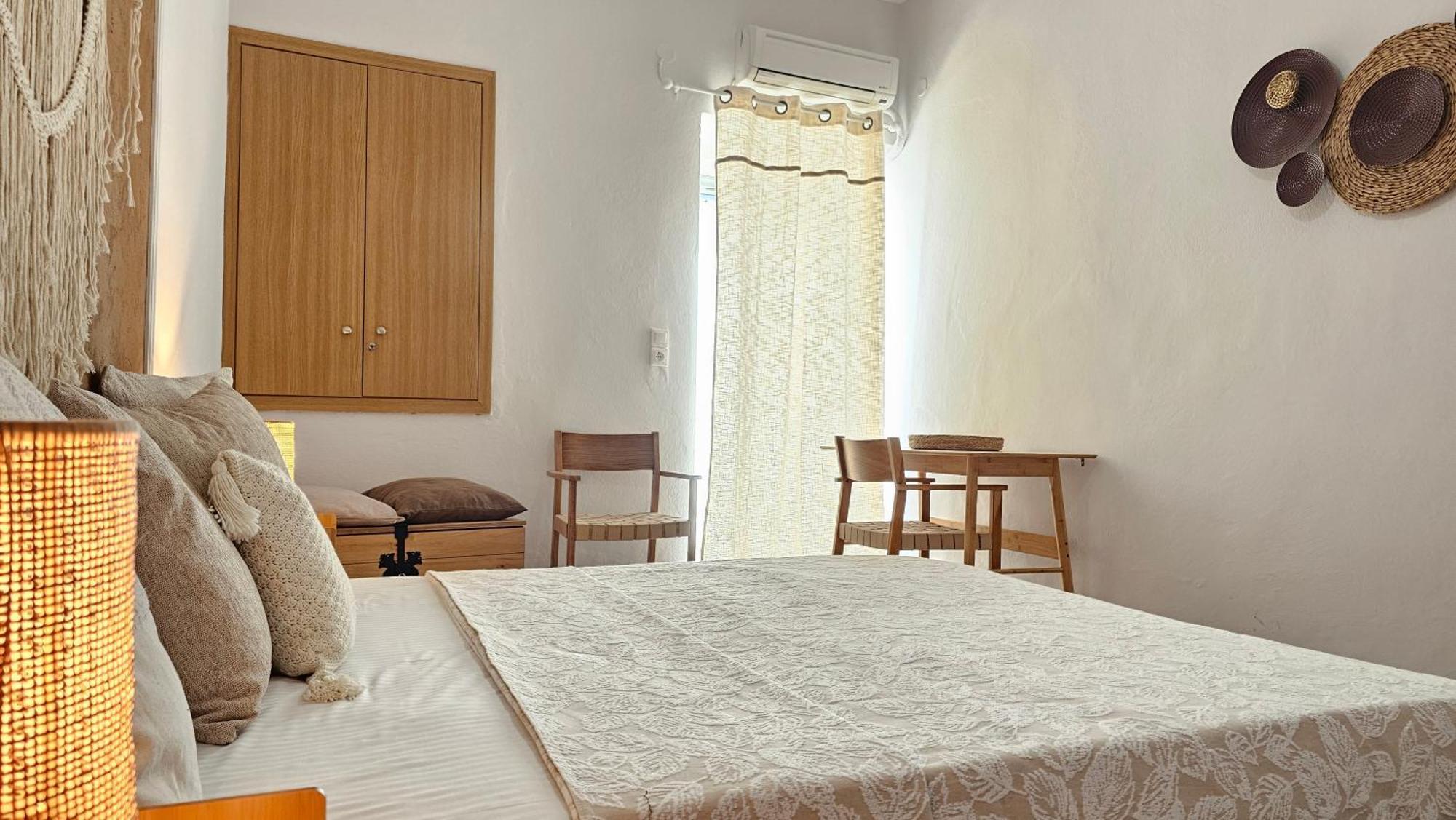 Апартаменты La Casa De Plaka Plaka  Экстерьер фото